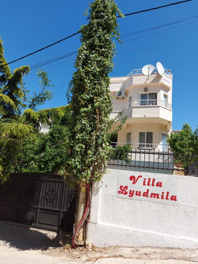 Villa Lyudmila Utjeha Luaran gambar